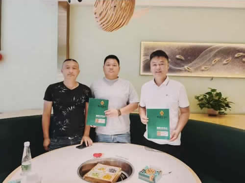 中国&bull;鱼类火锅先行品牌【张记木桶鱼】 甘肃&bull;甘肃.兰州&middot;城关区店签约成功